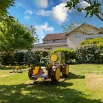 Mobilhome Erable Avec Terrasse 4 P Saint-Martial-de-Nabirat