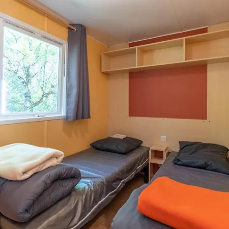 Mobilhome Avec Terrasse 4 Personnes Σπίτι διακοπών Saint-Martial-de-Nabirat