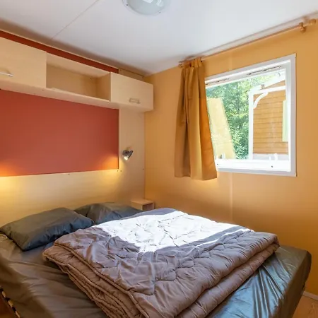 Mobilhome Erable Avec Terrasse 4 P Saint-Martial-de-Nabirat